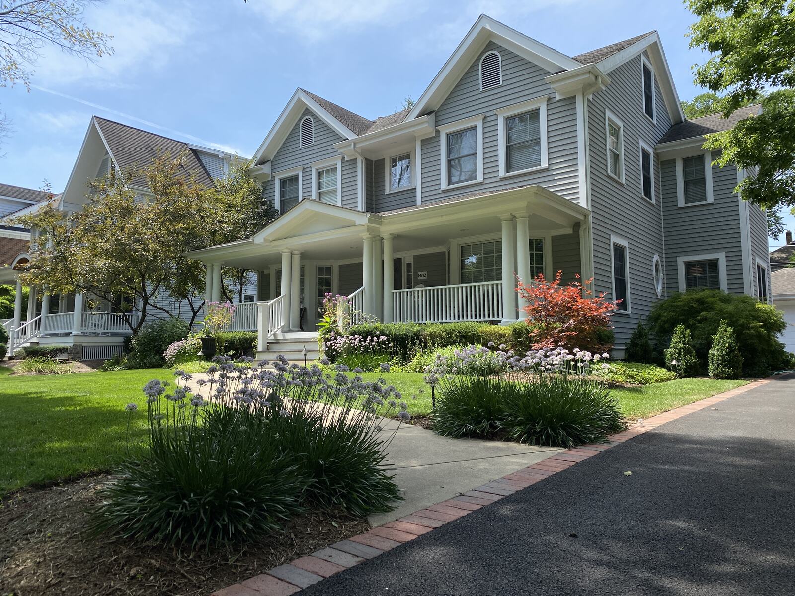 Featured Green Grass Landscape portfolio project